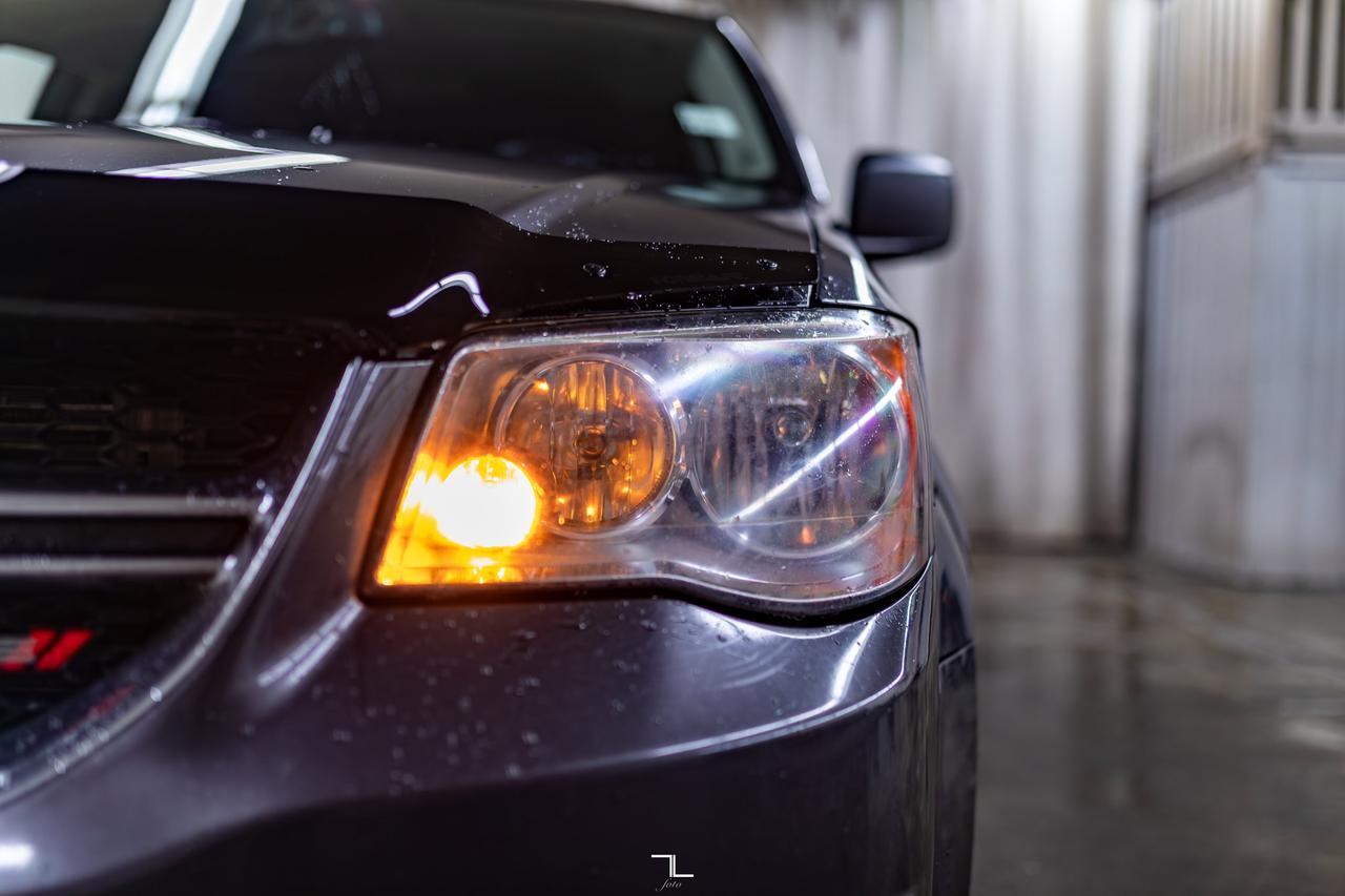2017 Dodge Grand Caravan SE Plus Red Deer AB