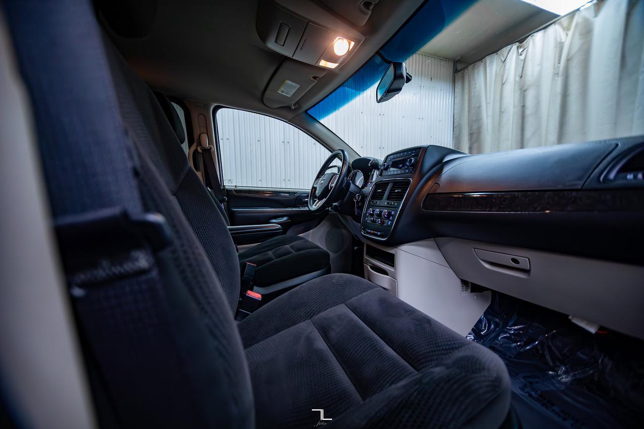 2017 Dodge Grand Caravan SE Plus Red Deer AB