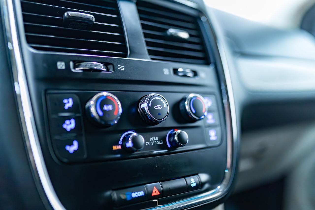 2017 Dodge Grand Caravan SE Plus Red Deer AB