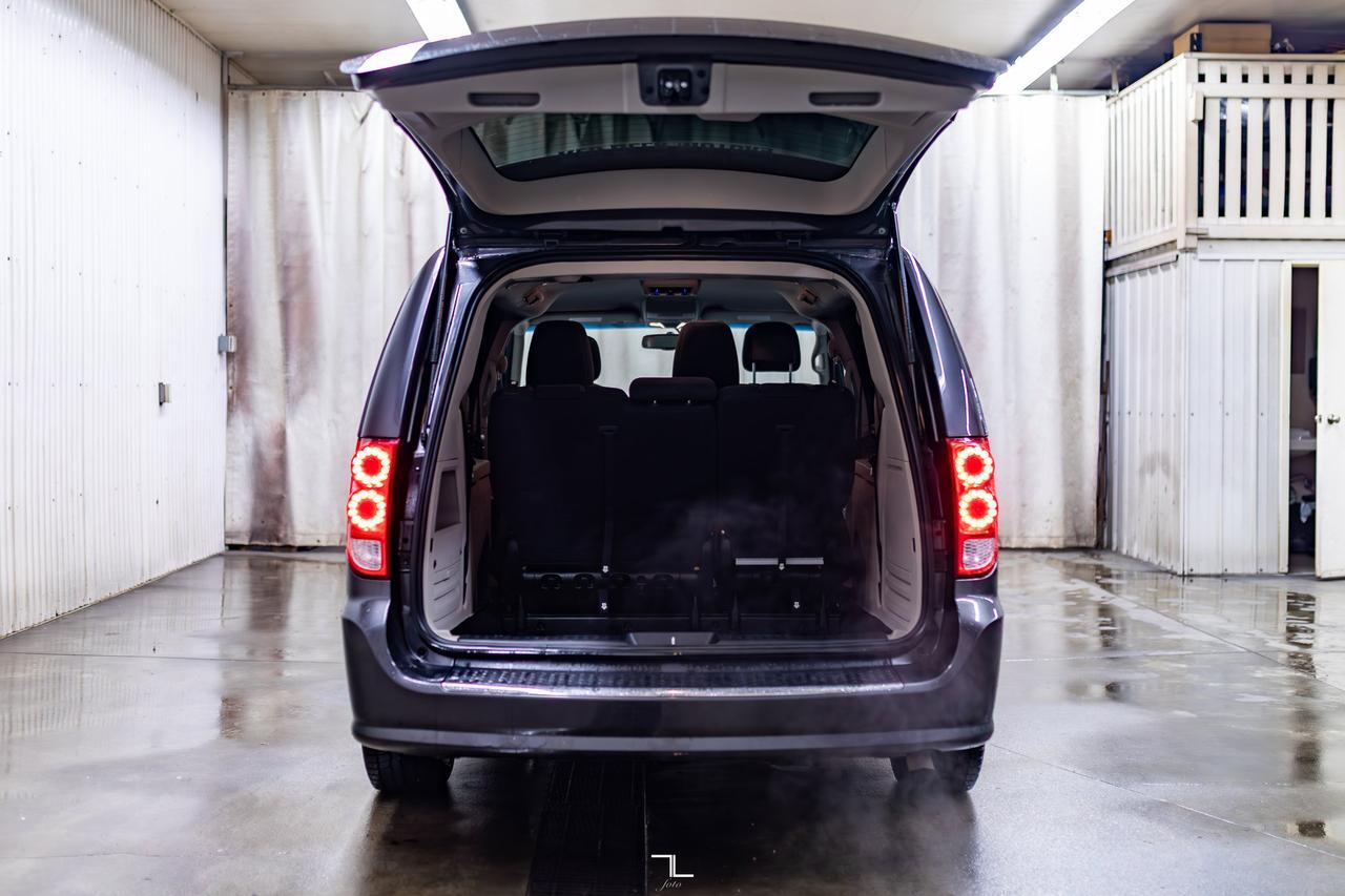 2017 Dodge Grand Caravan SE Plus Red Deer AB