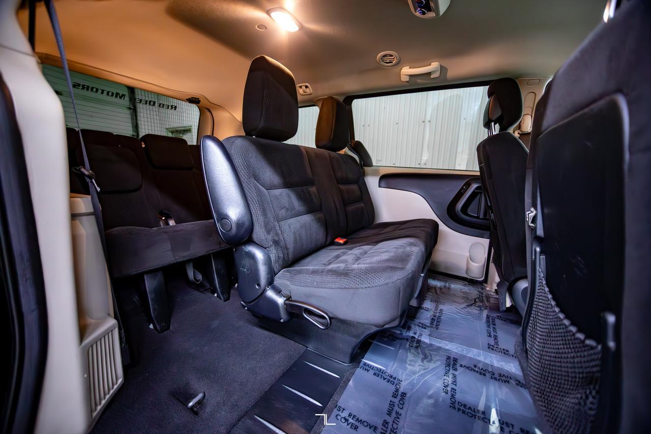 2017 Dodge Grand Caravan SE Plus Red Deer AB