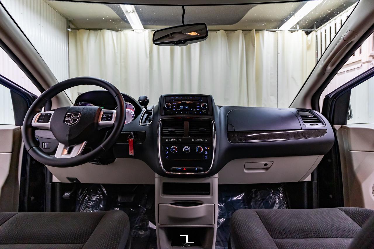 2017 Dodge Grand Caravan SE Plus Red Deer AB