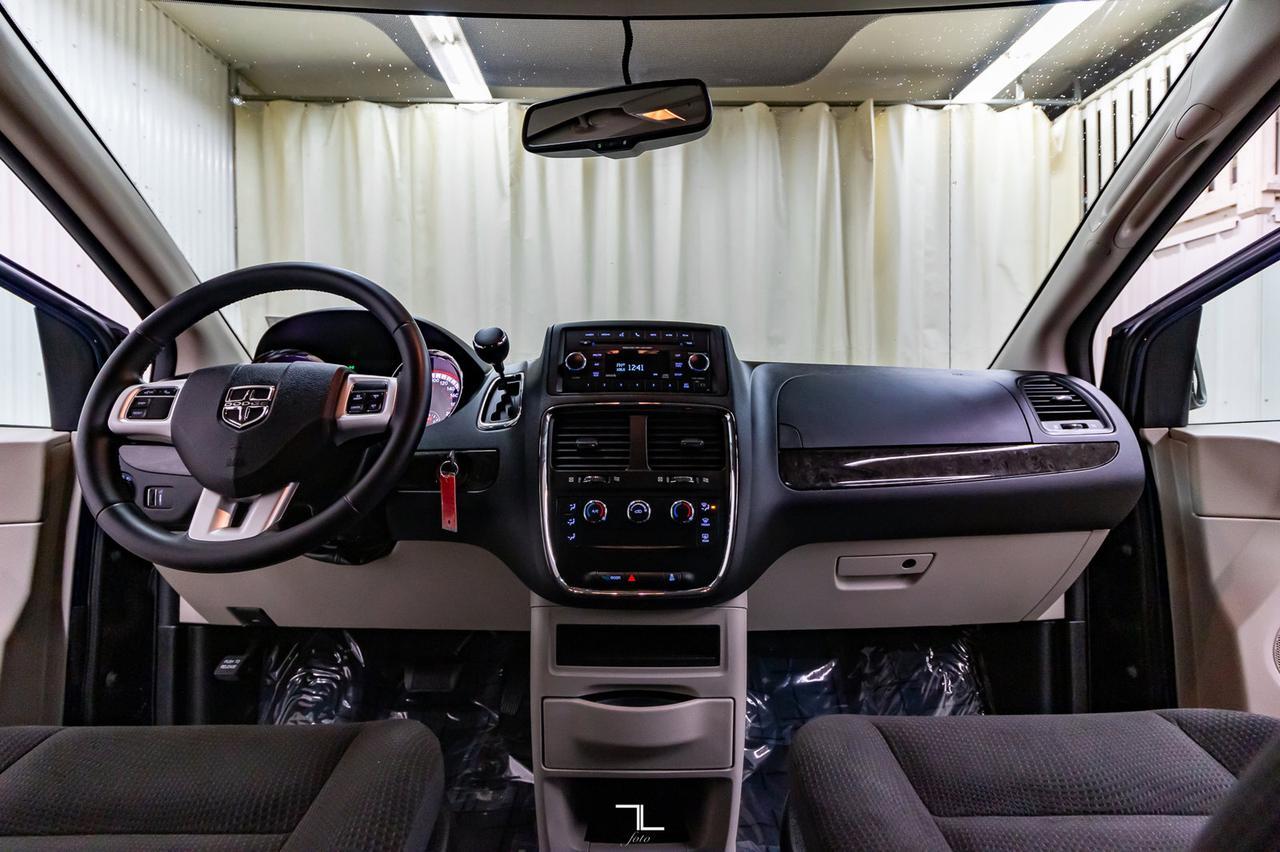 2017 Dodge Grand Caravan SE Plus Red Deer AB