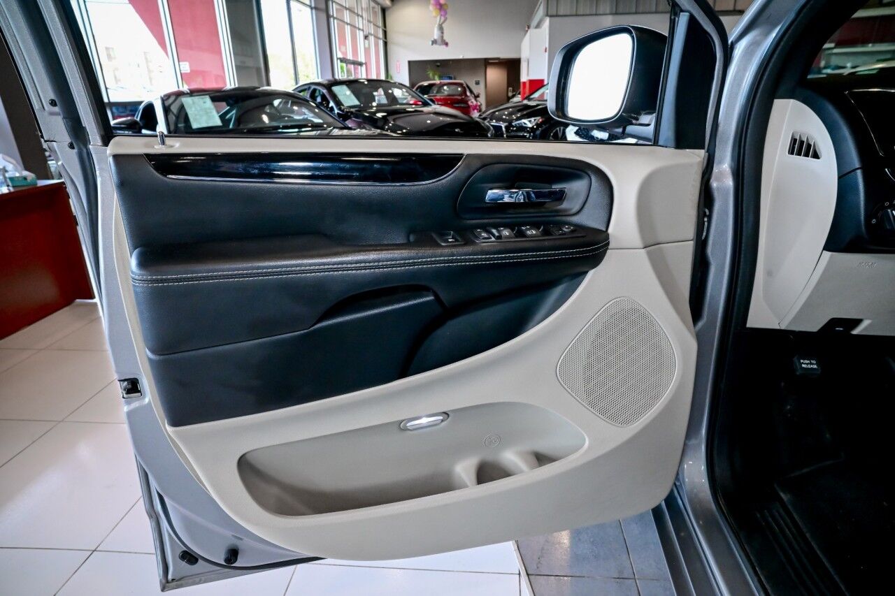 2017 Dodge Grand Caravan SE Plus Springfield NJ