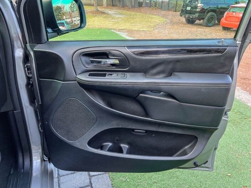 2017 Dodge Grand Caravan SE Plus Wilmington NC