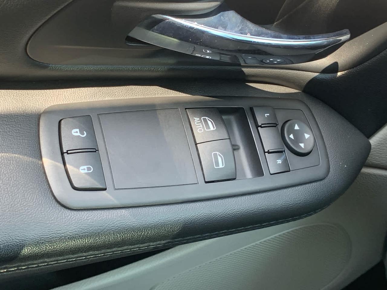 2017 Dodge Grand Caravan SE Dartmouth MA