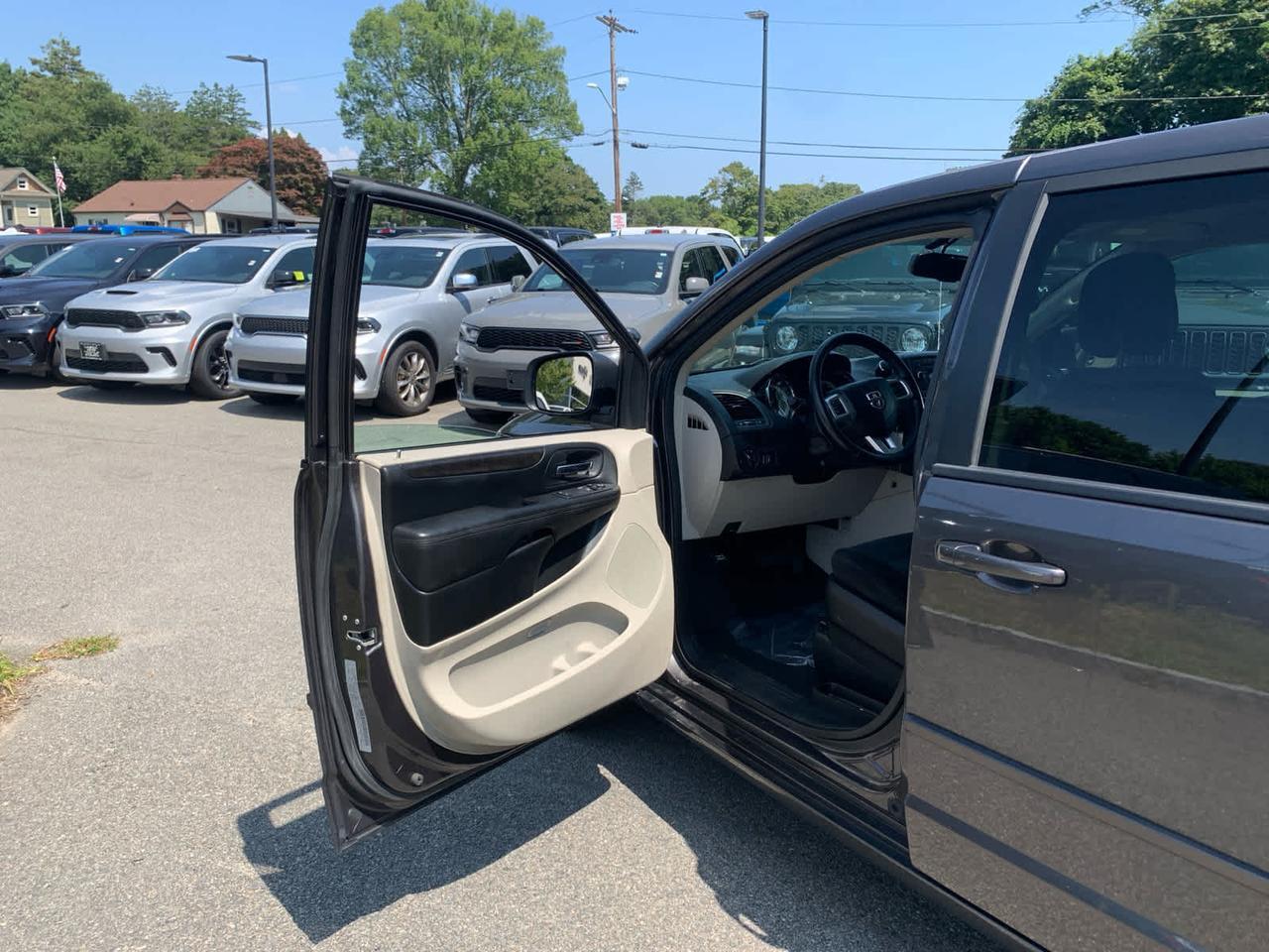 2017 Dodge Grand Caravan SE Dartmouth MA