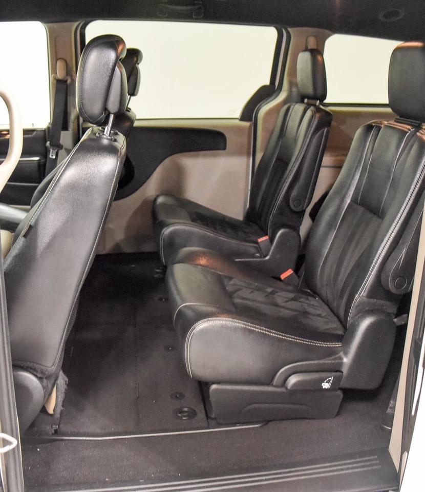 2017 Dodge Grand Caravan SXT Akron