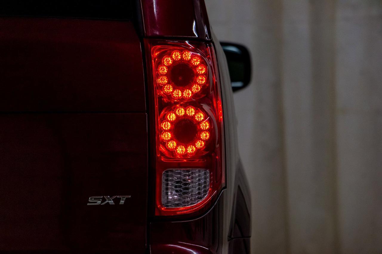 2017 Dodge Grand Caravan SXT DVD BCam Red Deer AB