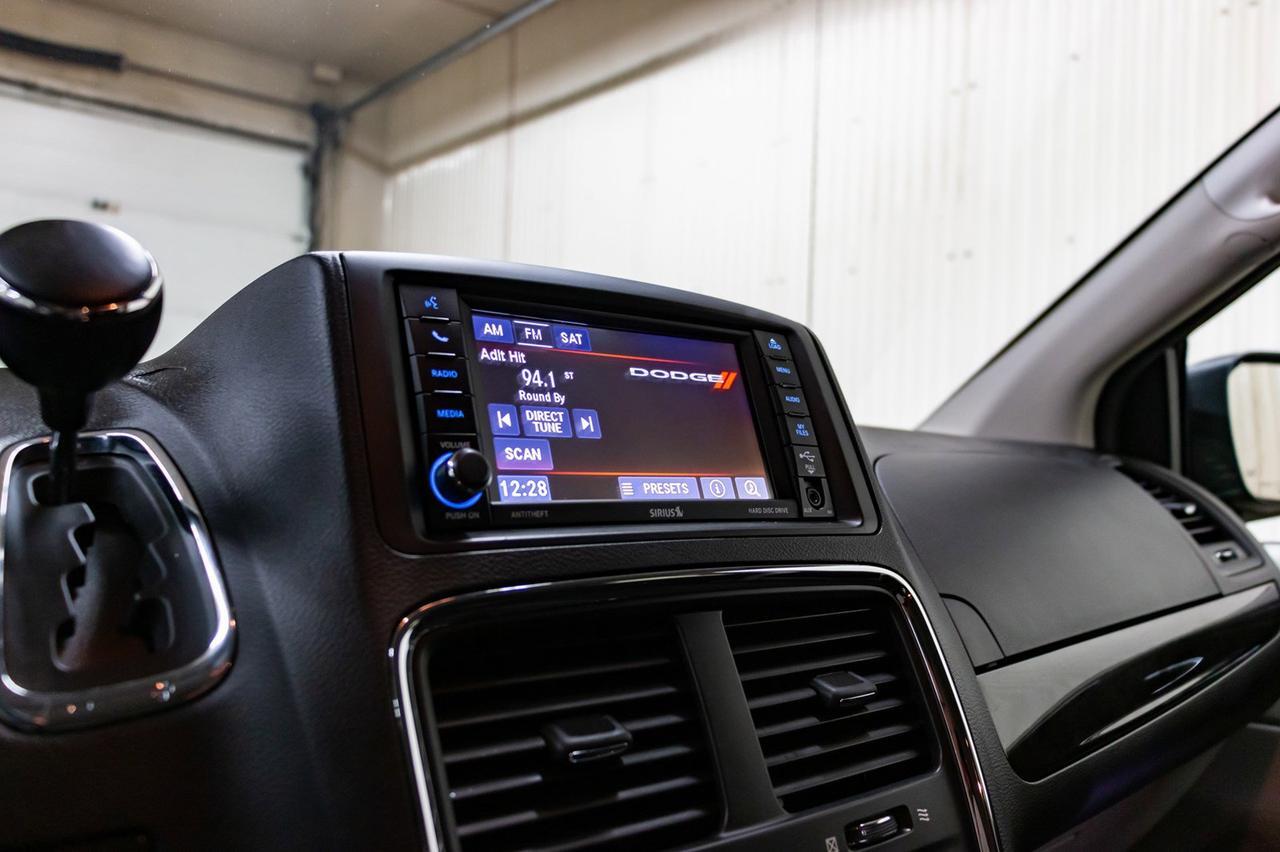 2017 Dodge Grand Caravan SXT DVD BCam Red Deer AB