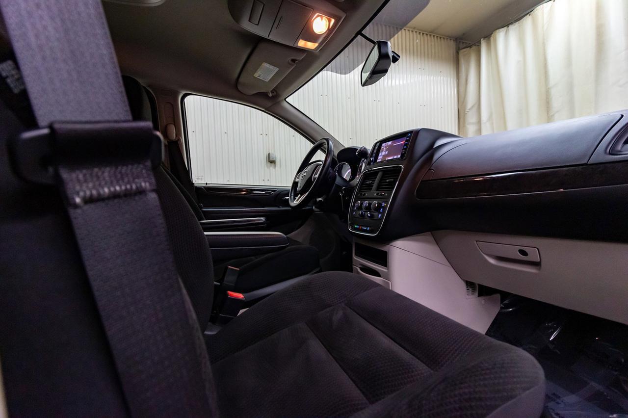 2017 Dodge Grand Caravan SXT DVD BCam Red Deer AB