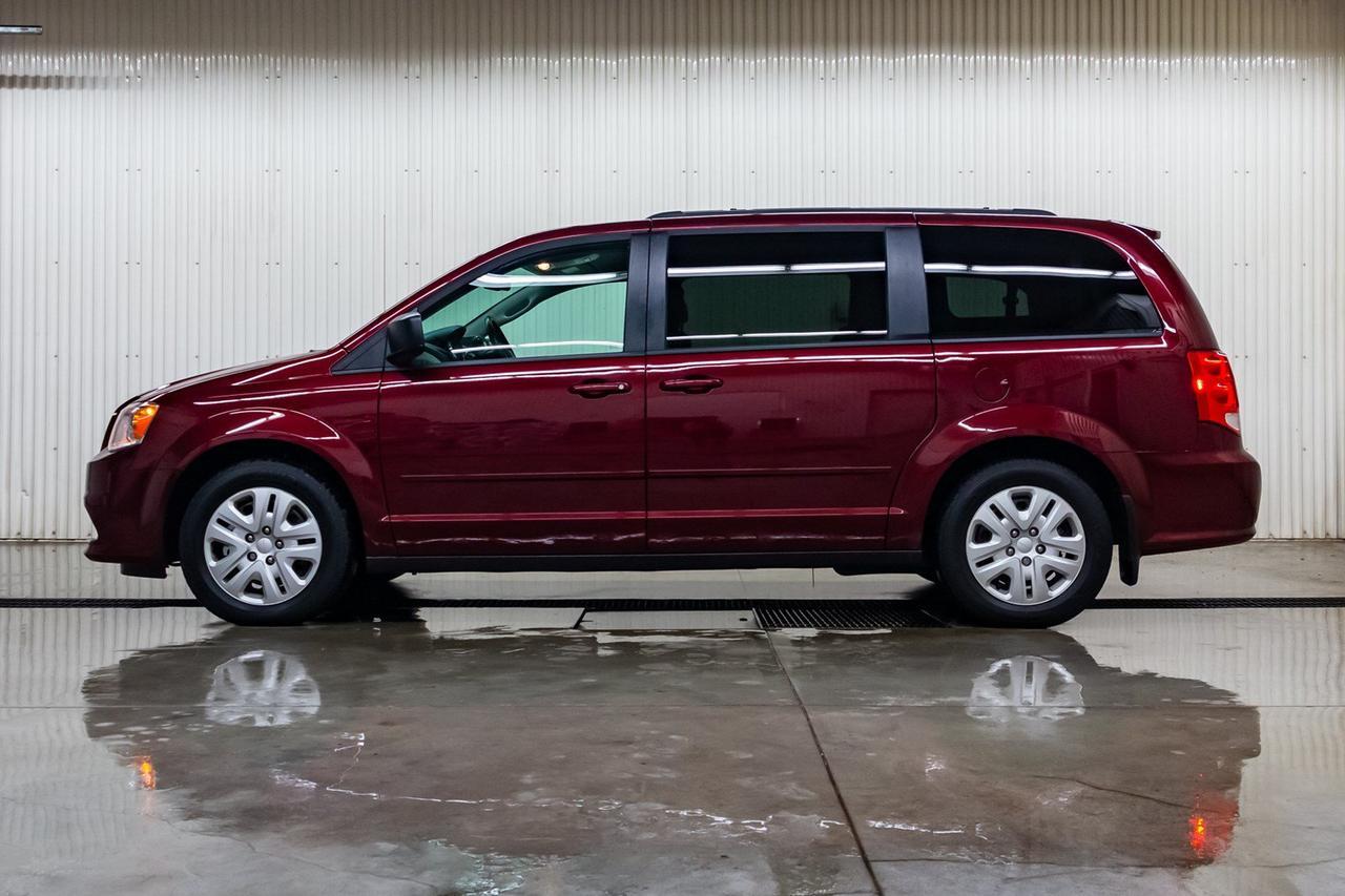 2017 Dodge Grand Caravan SXT DVD BCam Red Deer AB