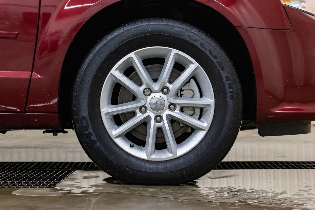 2017 Dodge Grand Caravan SXT Plus BCam DVD Red Deer AB