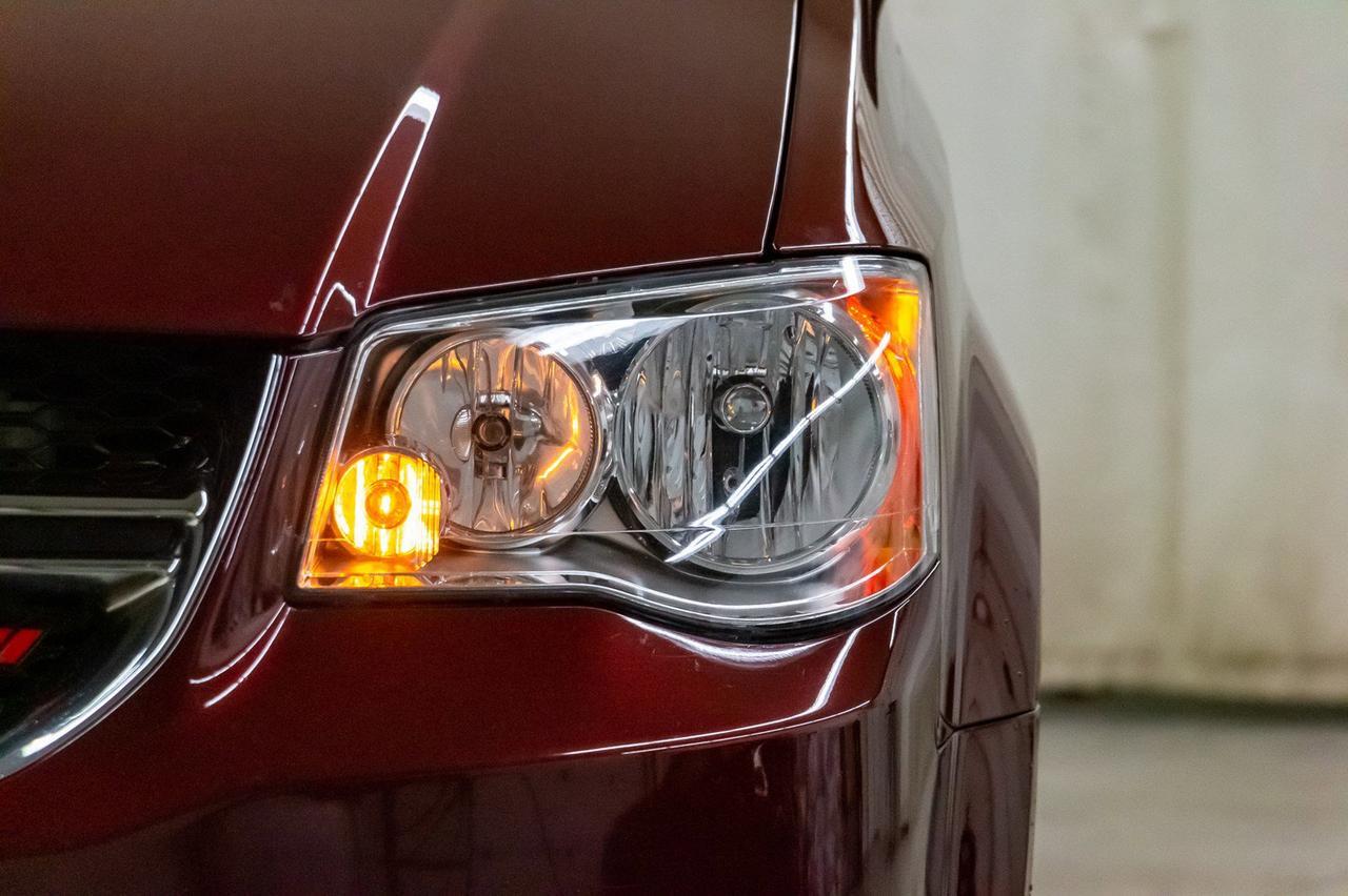 2017 Dodge Grand Caravan SXT Plus BCam DVD Red Deer AB