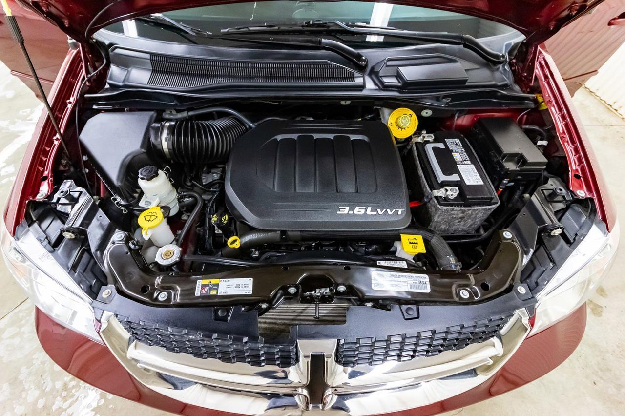 2017 Dodge Grand Caravan SXT Plus BCam DVD Red Deer AB