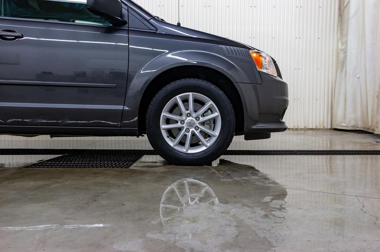 2017 Dodge Grand Caravan SXT Plus BCam DVD Red Deer AB