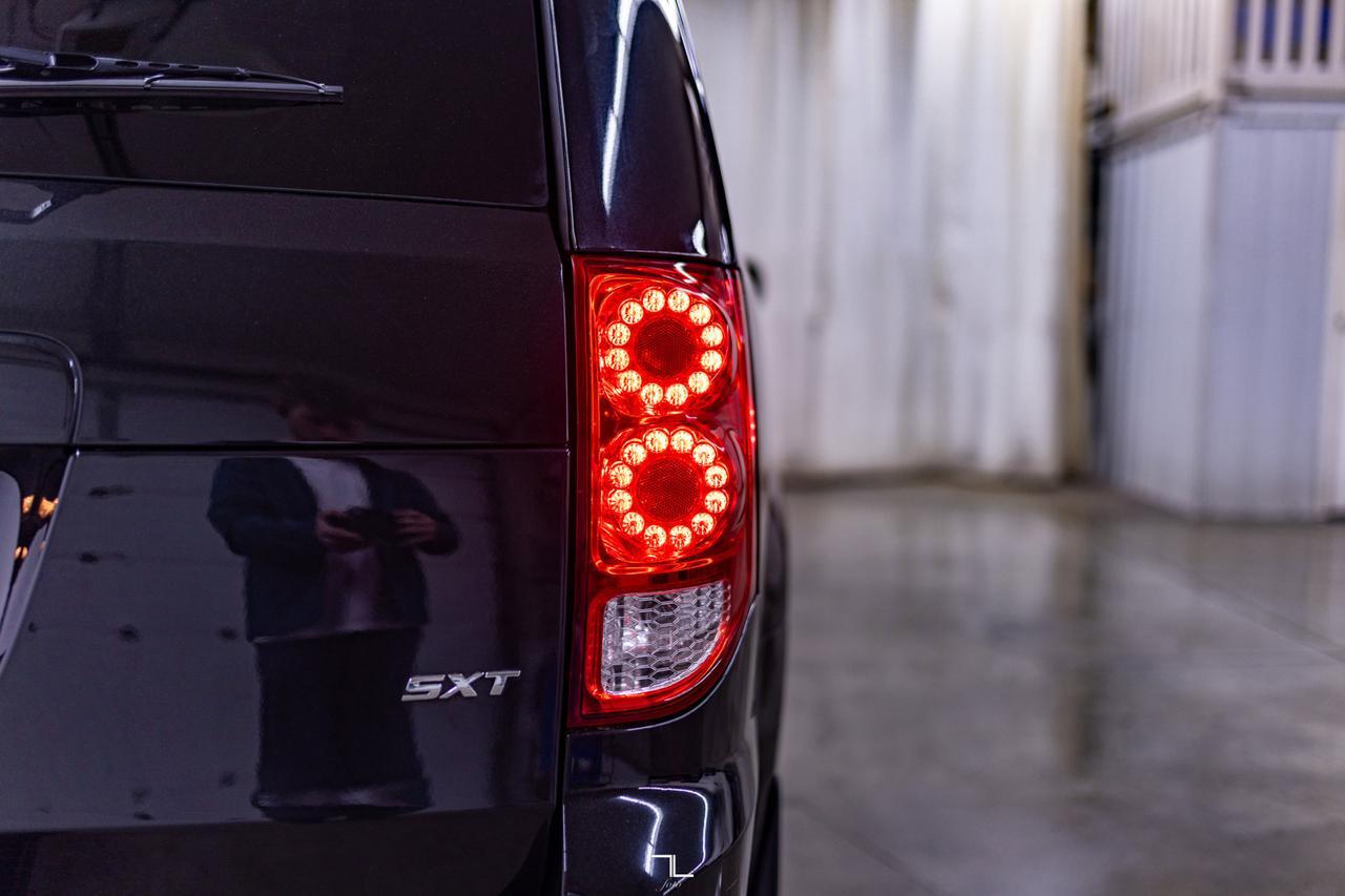 2017 Dodge Grand Caravan SXT Plus BCam DVD Red Deer AB