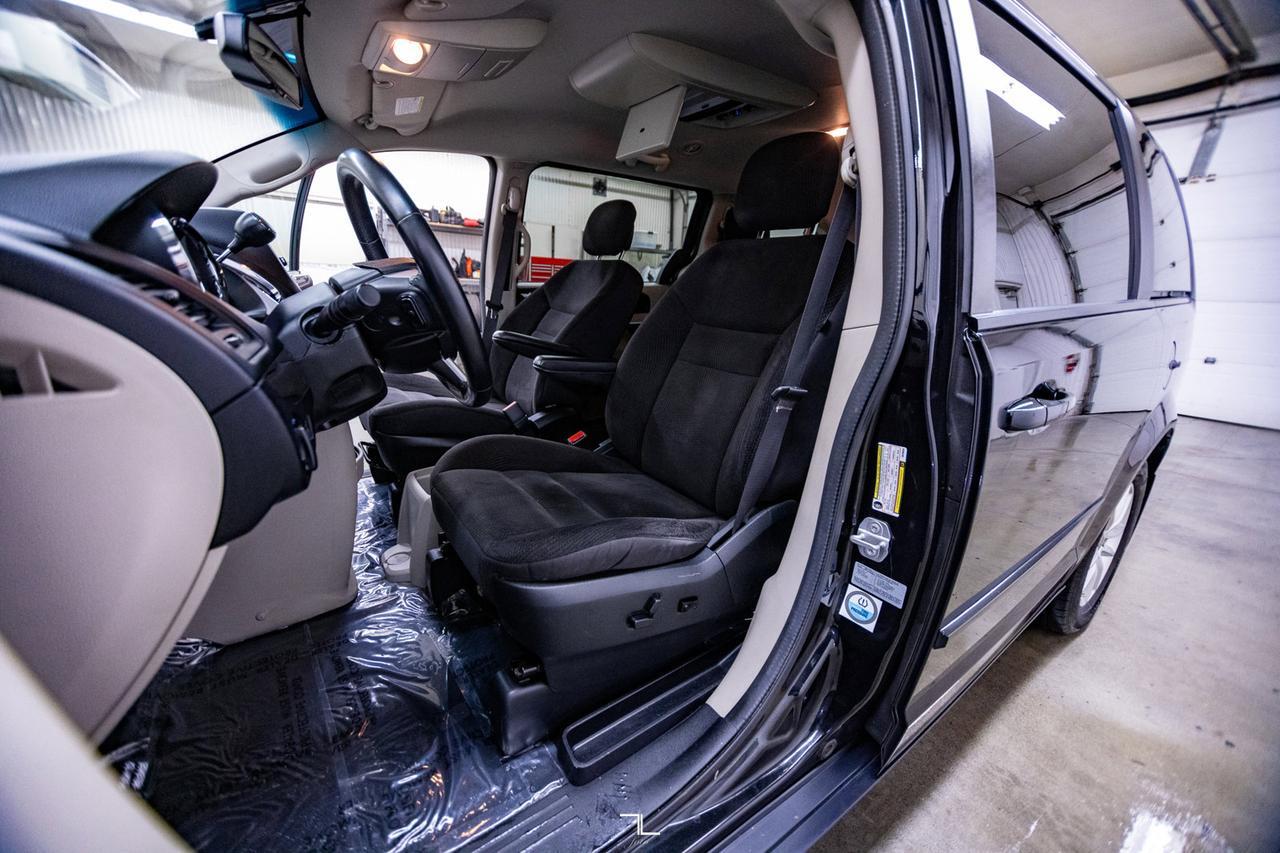 2017 Dodge Grand Caravan SXT Plus BCam DVD Red Deer AB