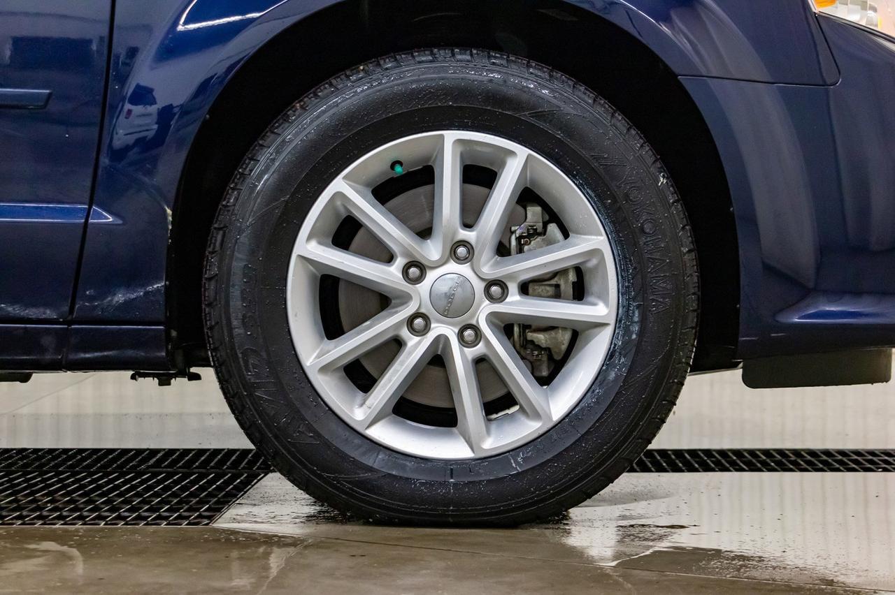 2017 Dodge Grand Caravan SXT Plus BCam DVD Red Deer AB