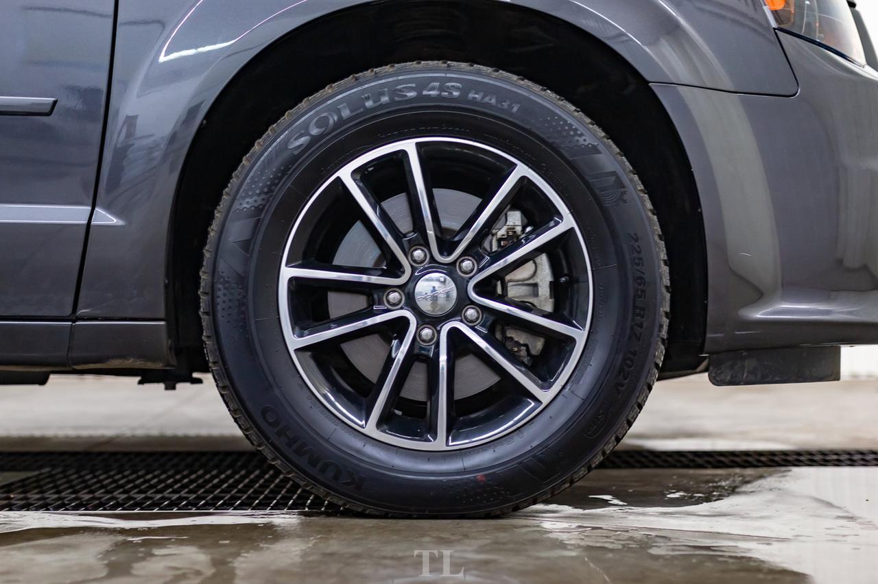 2017 Dodge Grand Caravan SXT Plus BCam TV DVD Red Deer AB