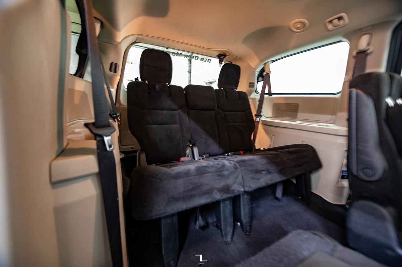 2017 Dodge Grand Caravan SXT Plus BCam TV Red Deer AB