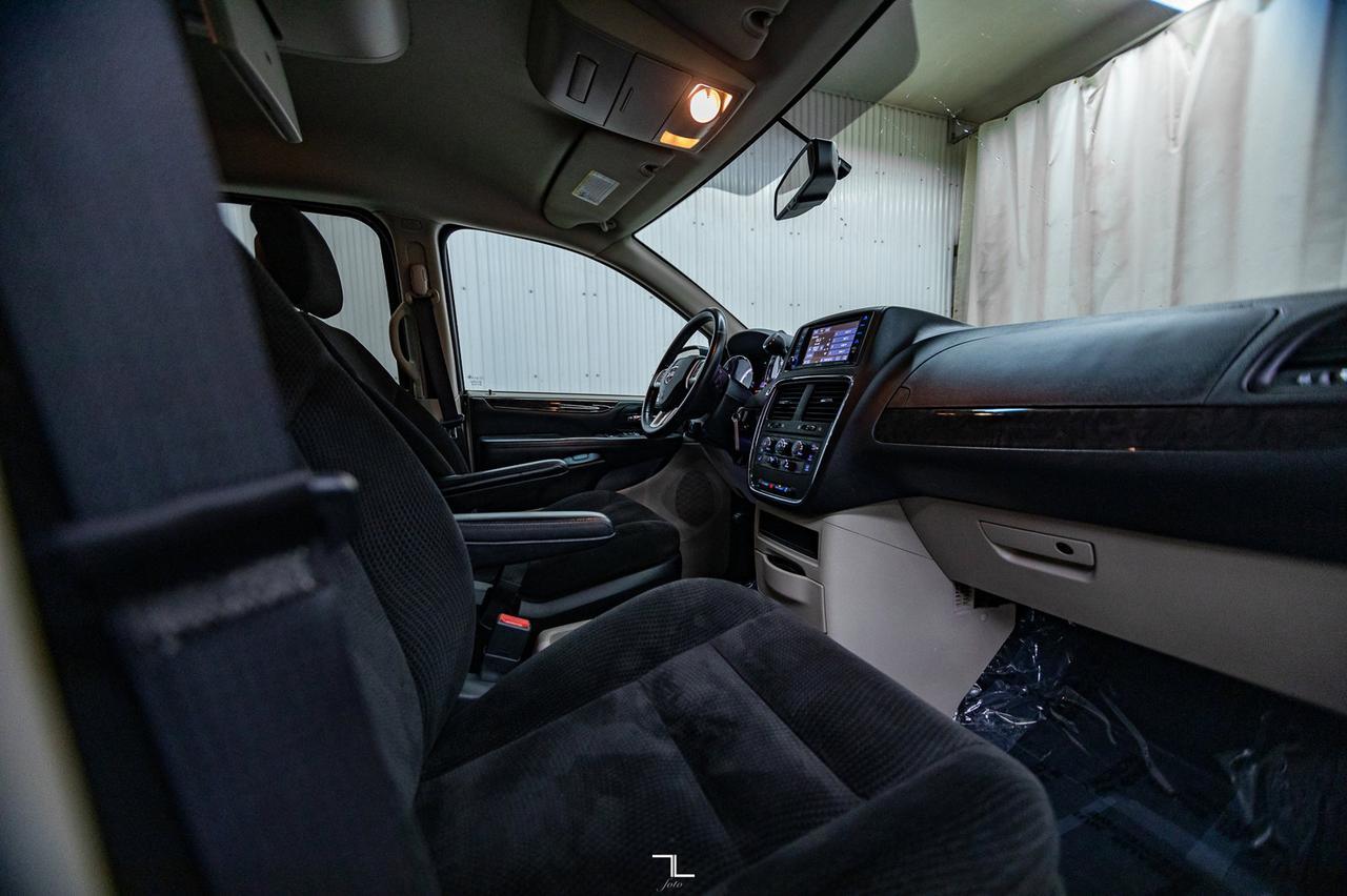 2017 Dodge Grand Caravan SXT Plus BCam TV Red Deer AB