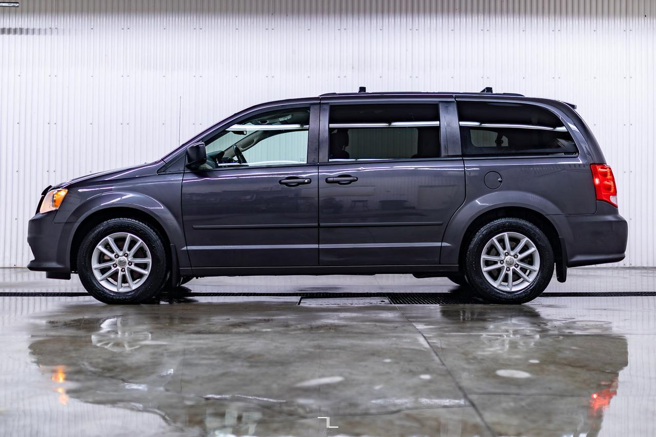 2017 Dodge Grand Caravan SXT Plus BCam TV Red Deer AB