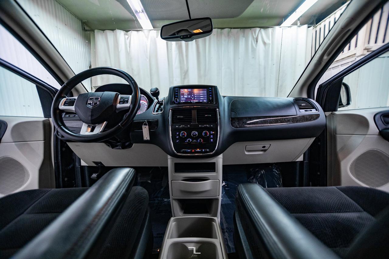 2017 Dodge Grand Caravan SXT Plus BCam TV Red Deer AB