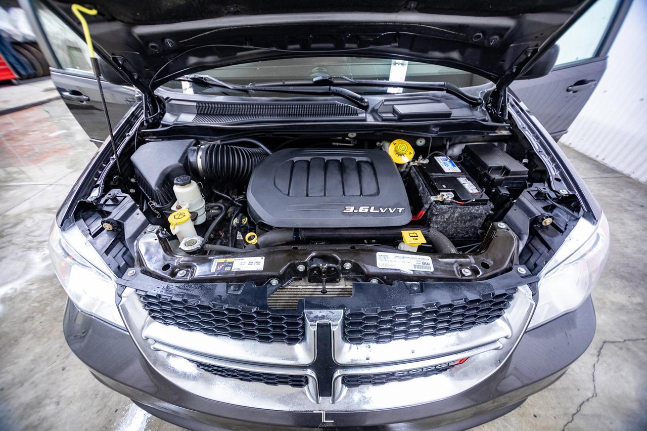 2017 Dodge Grand Caravan SXT Plus BCam TV Red Deer AB