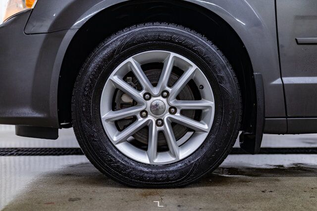 2017 Dodge Grand Caravan SXT Plus BCam TV Red Deer AB