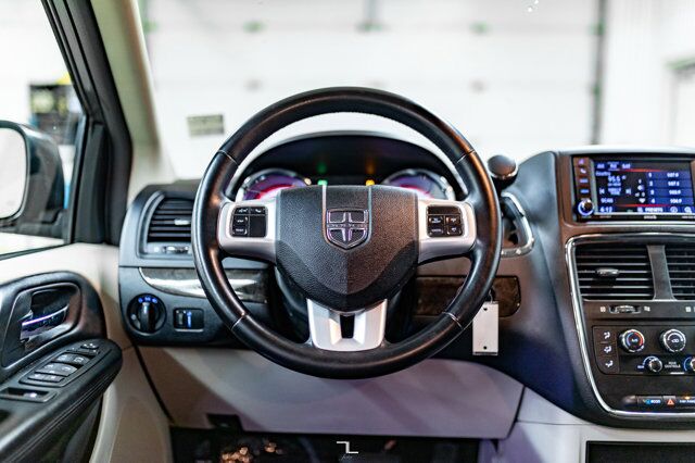 2017 Dodge Grand Caravan SXT Plus BCam TV Red Deer AB