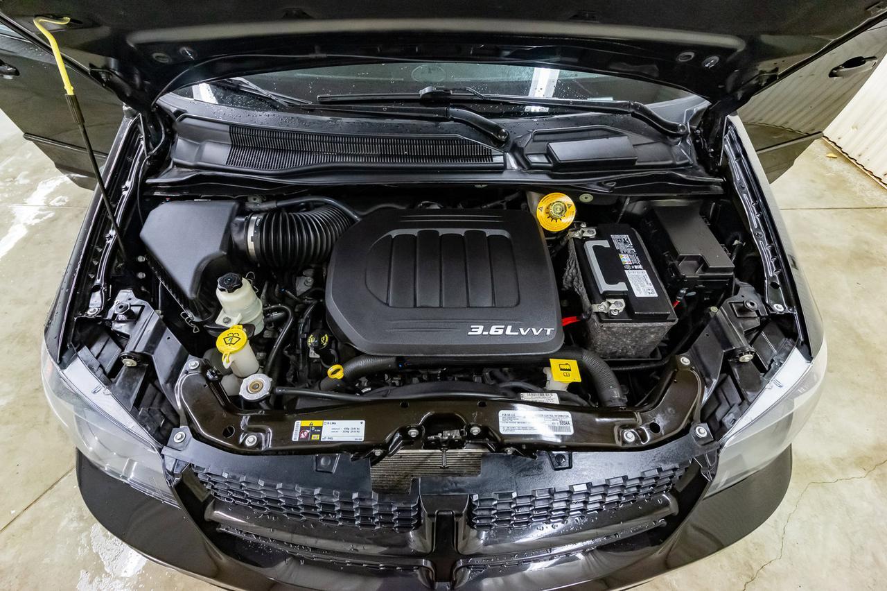 2017 Dodge Grand Caravan SXT Plus DVD BCam Red Deer AB