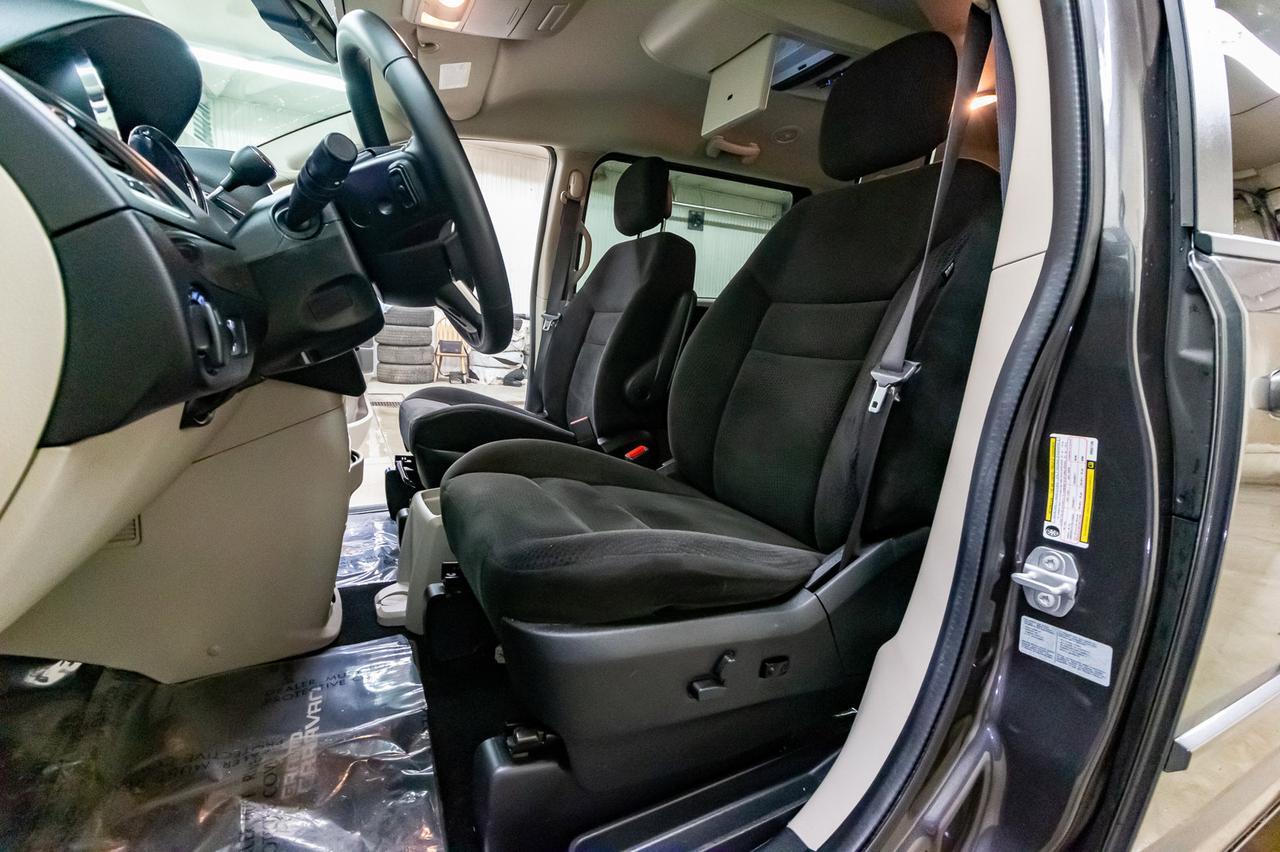 2017 Dodge Grand Caravan SXT Plus DVD BCam Red Deer AB