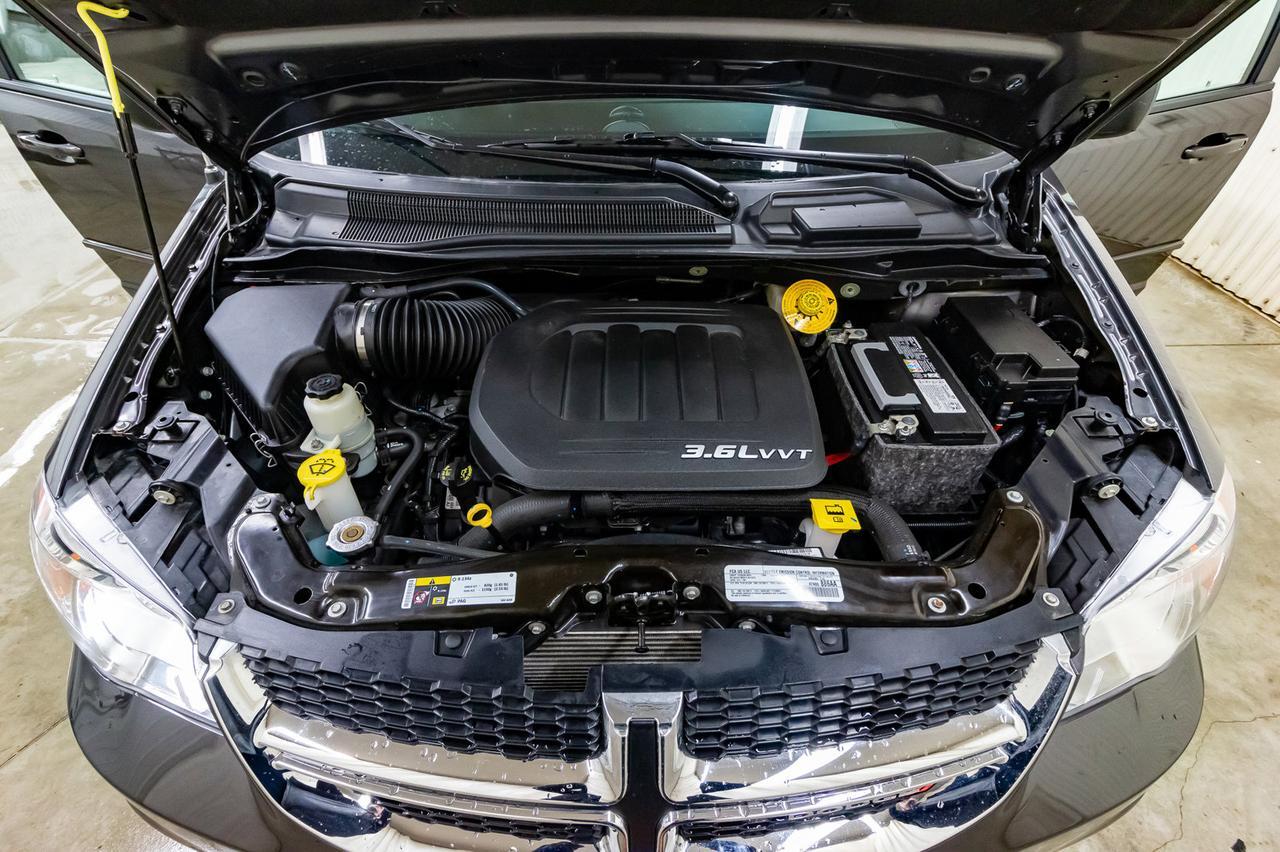 2017 Dodge Grand Caravan SXT Plus DVD BCam Red Deer AB