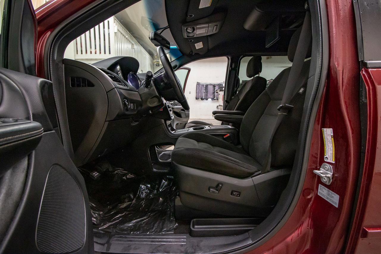 2017 Dodge Grand Caravan SXT Plus DVD Red Deer AB