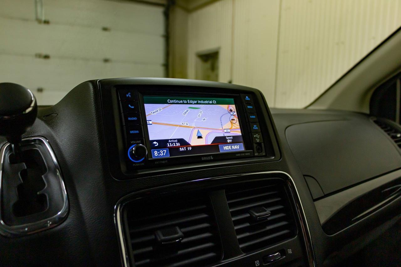 2017 Dodge Grand Caravan SXT Plus Nav BCam Red Deer AB