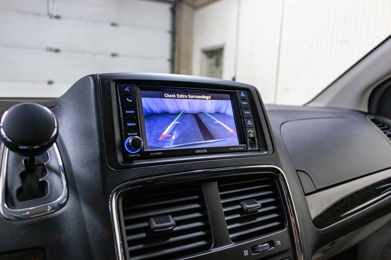2017 Dodge Grand Caravan SXT Plus Nav BCam Red Deer AB