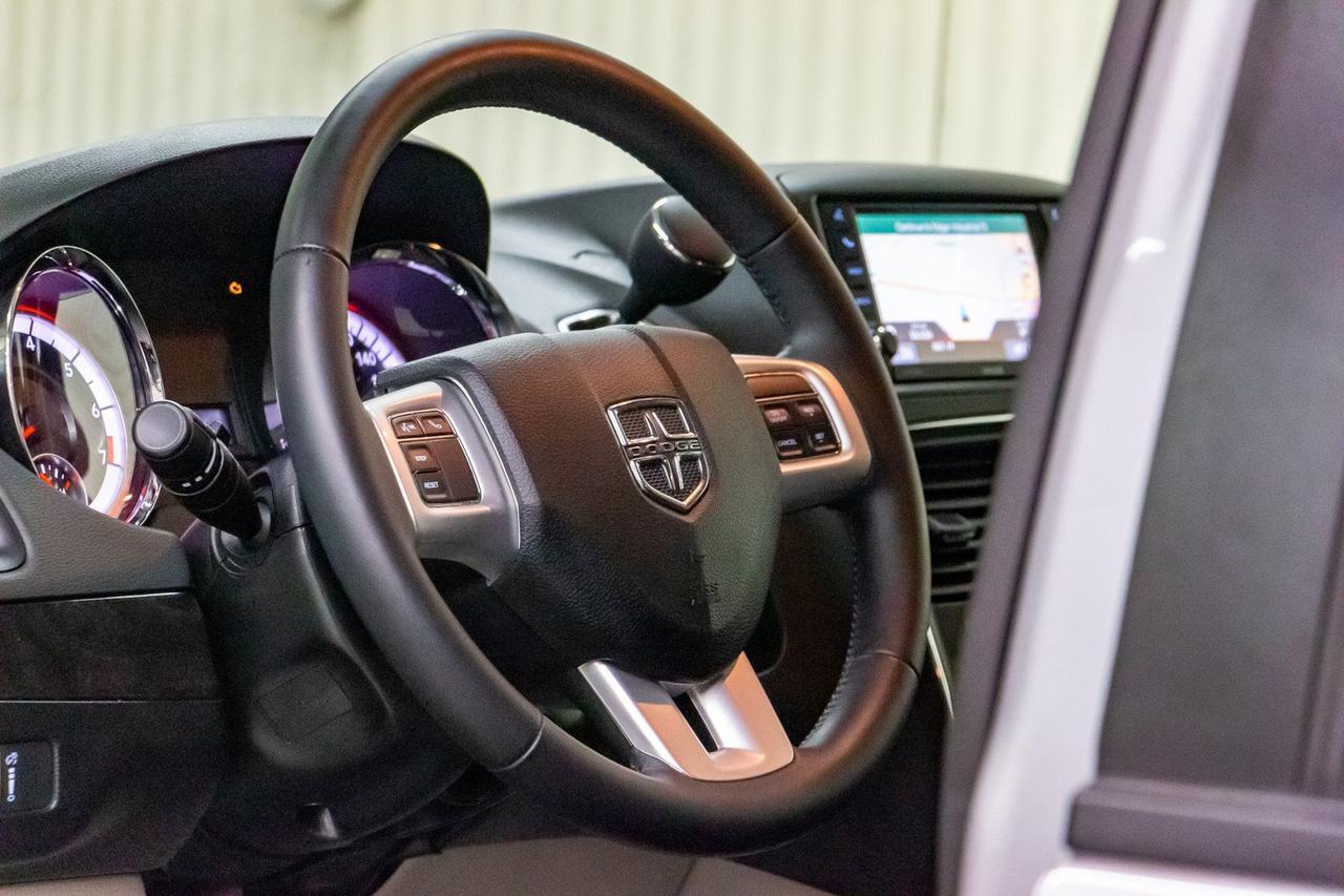 2017 Dodge Grand Caravan SXT Plus Nav BCam Red Deer AB