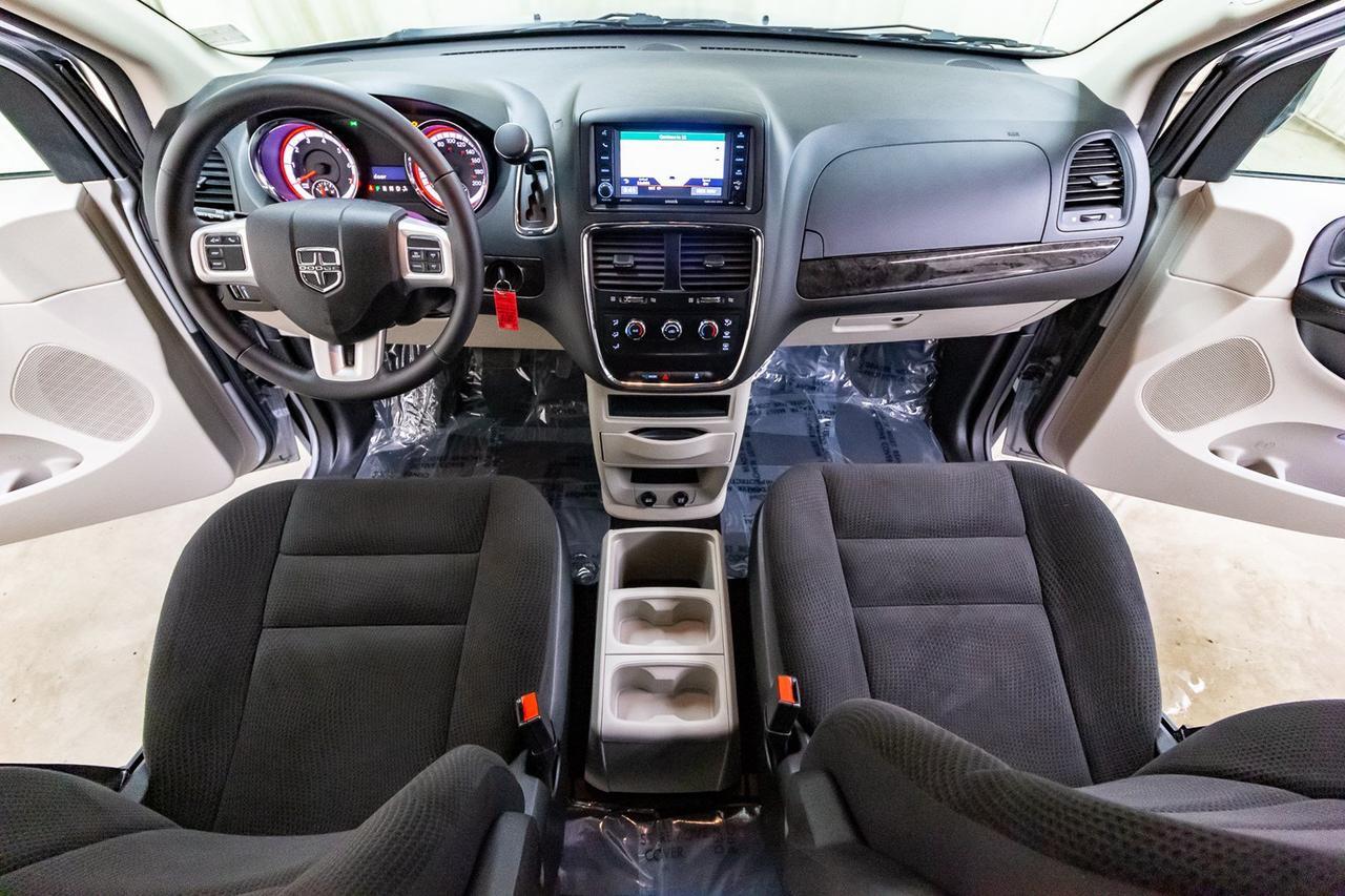 2017 Dodge Grand Caravan SXT Plus Nav BCam Red Deer AB