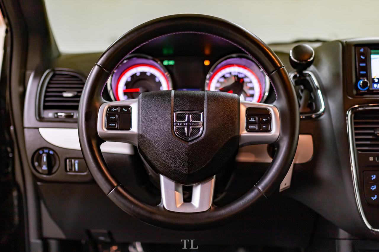 2017 Dodge Grand Caravan SXT Plus Nav BCam Red Deer AB