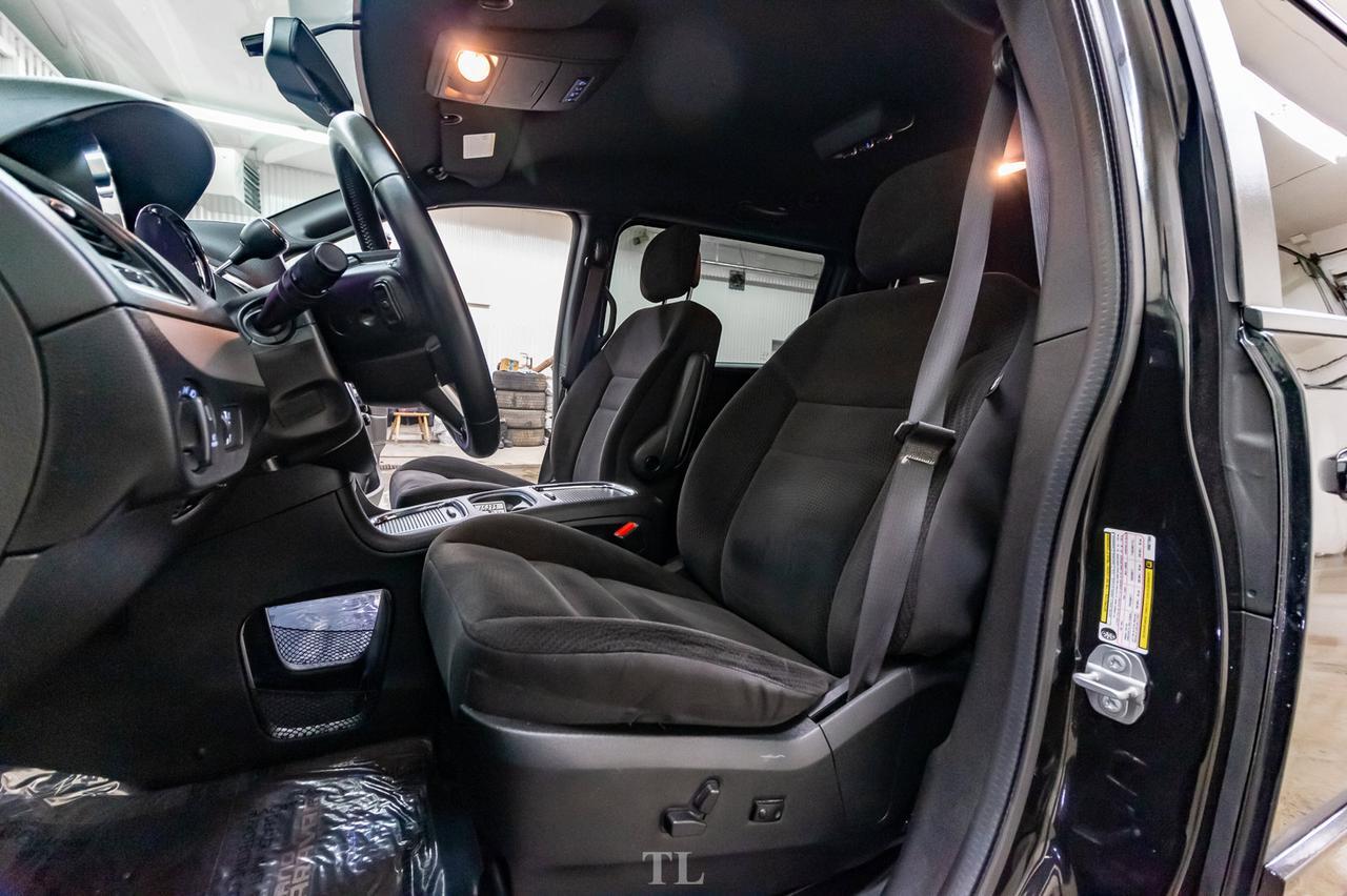 2017 Dodge Grand Caravan SXT Plus Nav BCam Red Deer AB