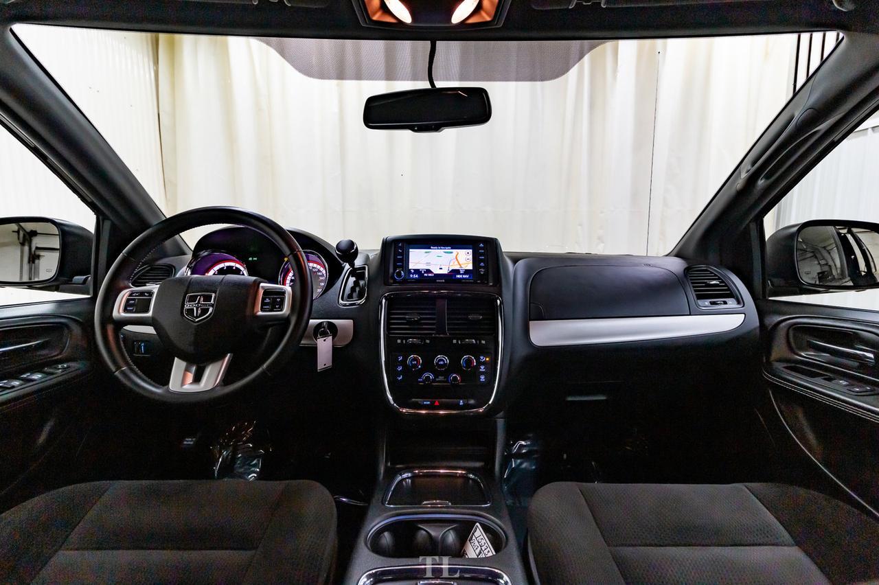 2017 Dodge Grand Caravan SXT Plus Nav BCam Red Deer AB