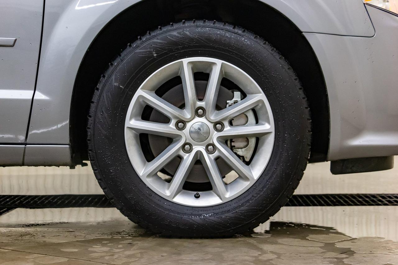 2017 Dodge Grand Caravan SXT Plus Red Deer AB