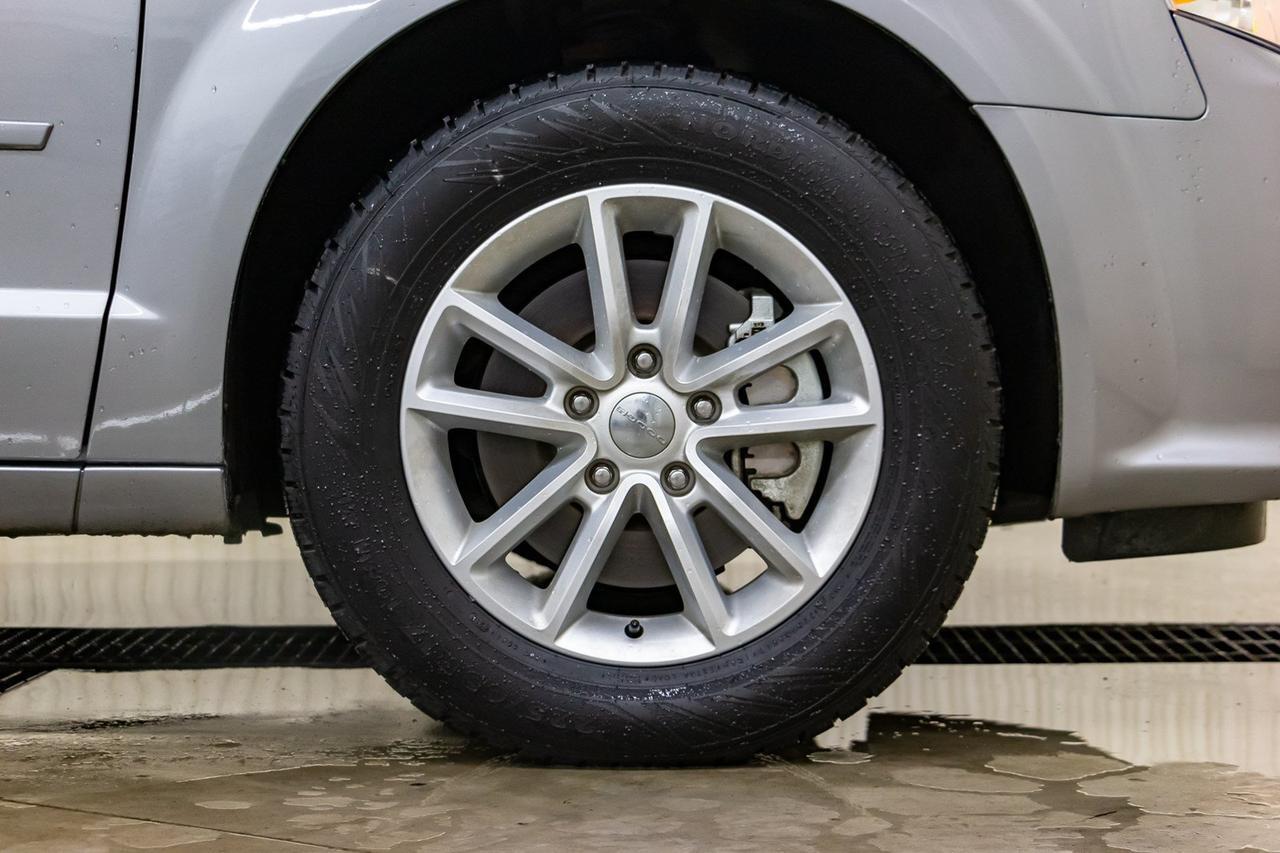 2017 Dodge Grand Caravan SXT Plus Red Deer AB