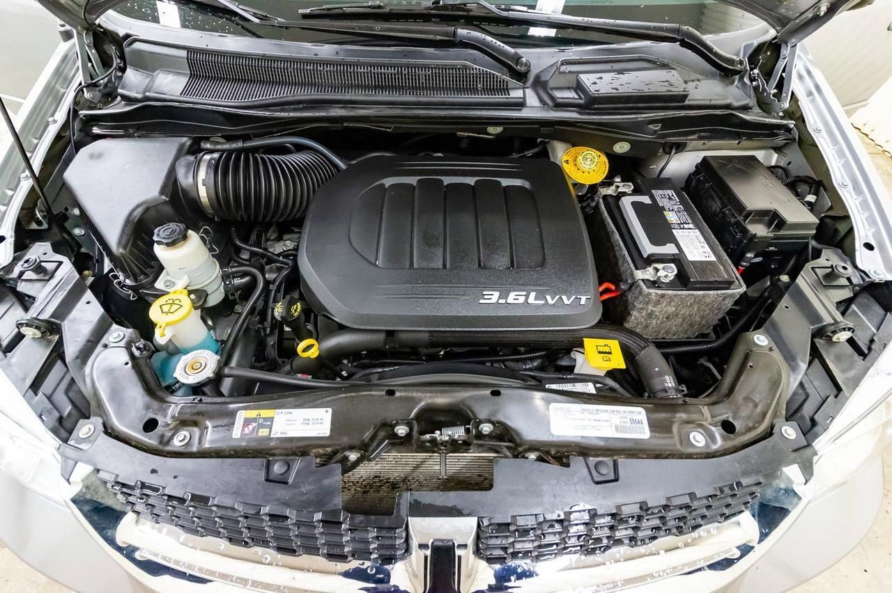 2017 Dodge Grand Caravan SXT Plus Red Deer AB