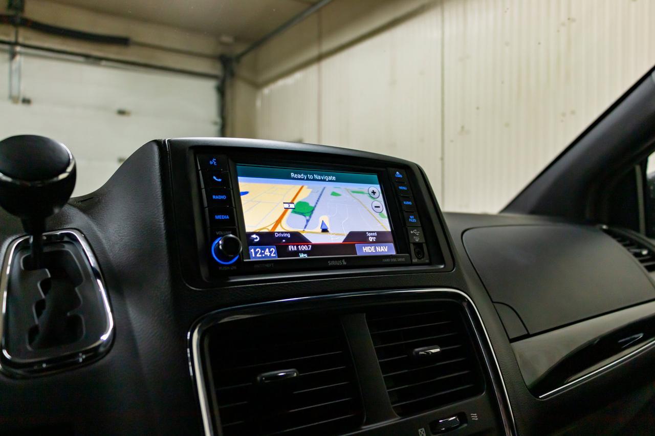 2017 Dodge Grand Caravan SXT Premium Plus Leather Nav DVD Red Deer AB