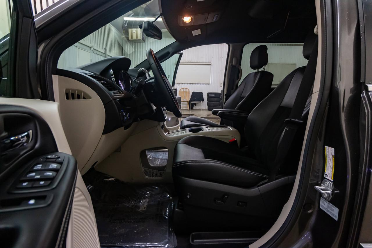 2017 Dodge Grand Caravan SXT Premium Plus Leather Nav DVD Red Deer AB