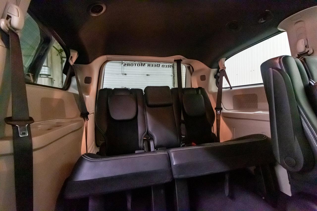 2017 Dodge Grand Caravan SXT Premium Plus Leather Nav DVD Red Deer AB