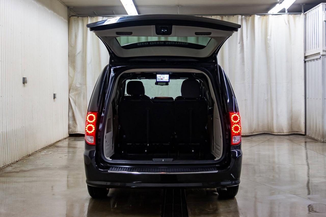 2017 Dodge Grand Caravan SXT Premium Plus Nav DVD Red Deer AB