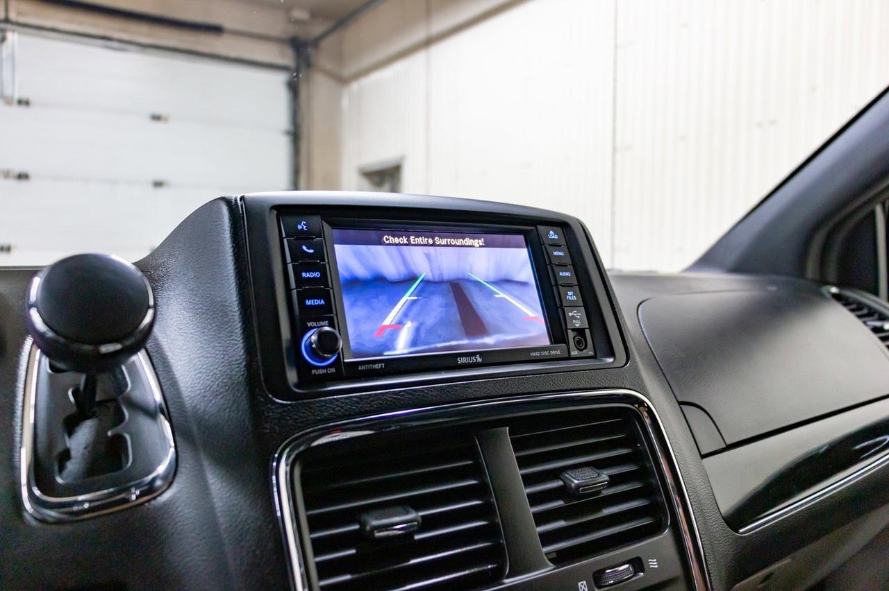 2017 Dodge Grand Caravan SXT Premium Plus Nav DVD Red Deer AB